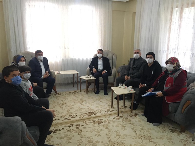  Kaymakam ESEN Gazi ve Şehit Ailesi Ziyaret Etti